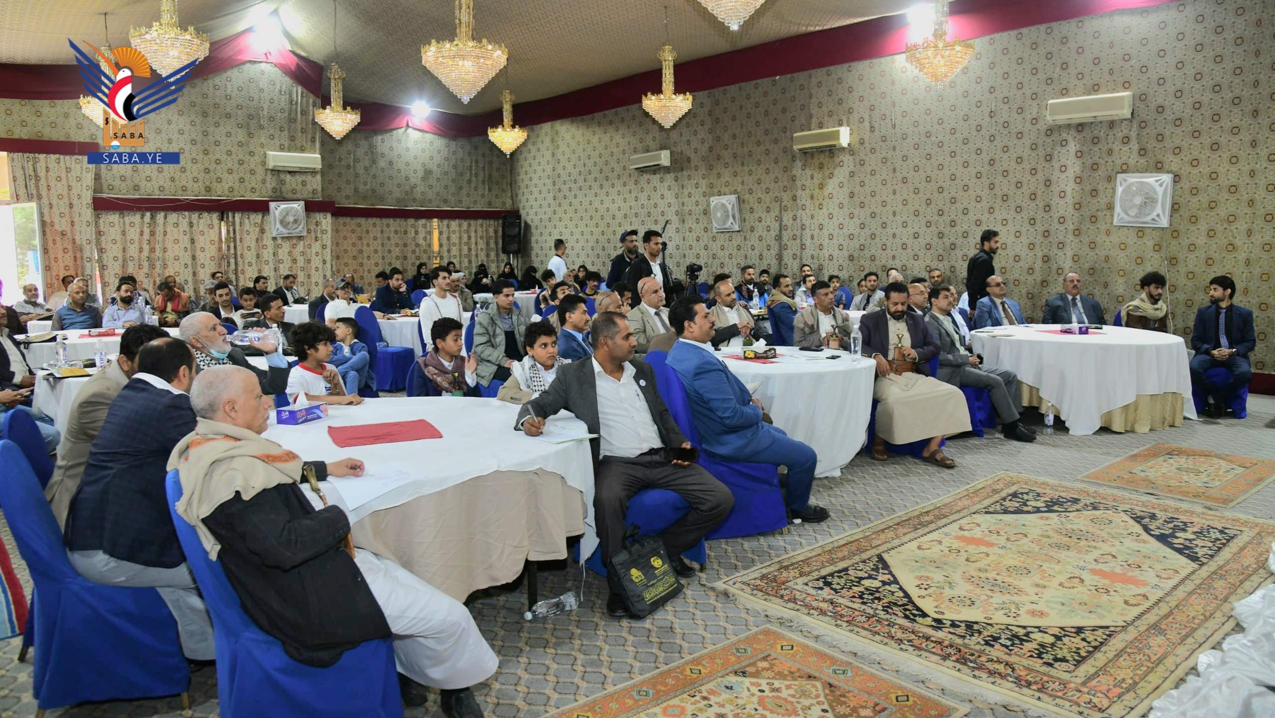 إشهار جائزة التميز التجاري والصناعي بصنعاء