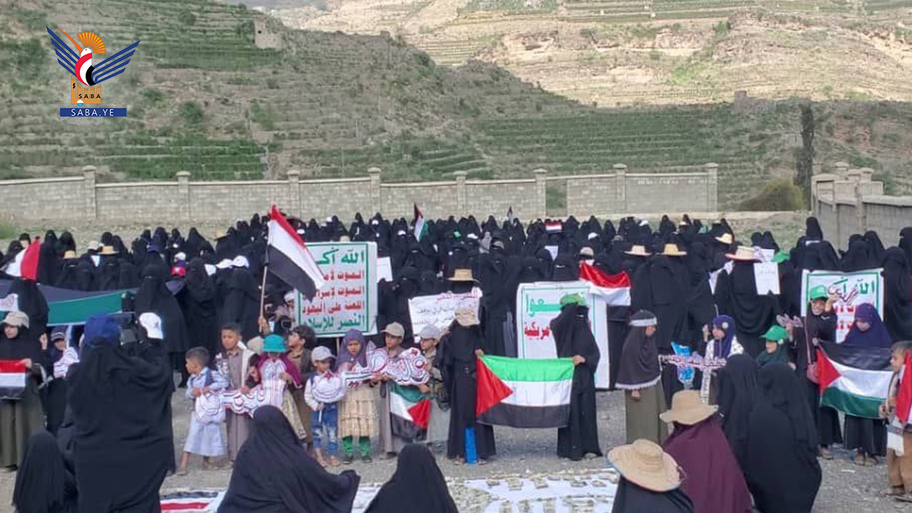 حجة.. وقفات حاشدة للهيئة النسائية في ست ساحات بيوم القدس العالمي