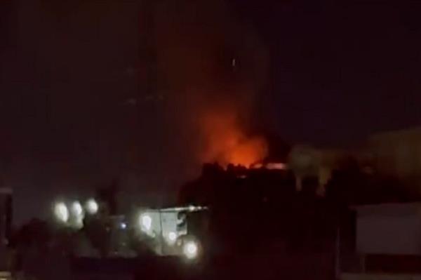 "سرايا أولياء الدم" تعرض مشاهدا من استهدافها لقاعدة فكتوريا الأمريكية في مطار بغداد