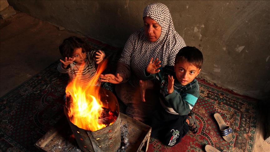 "الأحرار"  : المرأة الفلسطينية أيقونة الصمود والتحدي والمقاومة