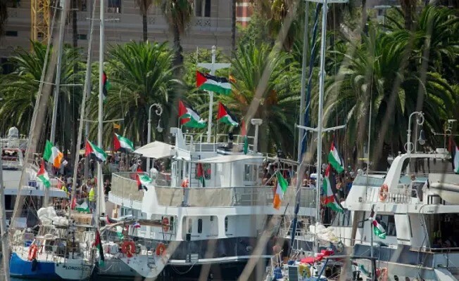 عمال موانئ إيطالية يتوعدون بإيقافها إذا اعترضت "إسرائيل" أسطول الصمود