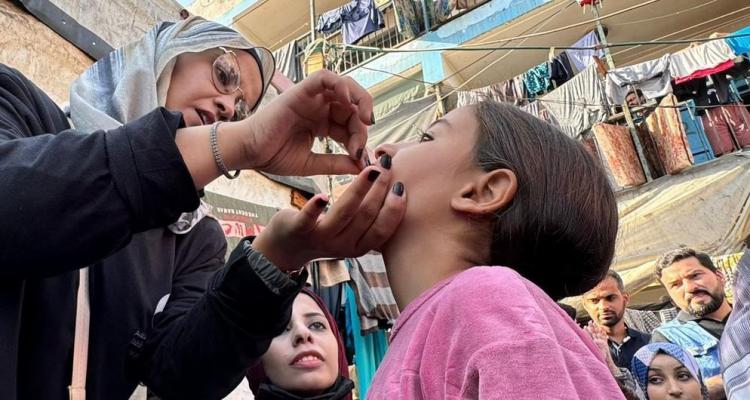 انطلاق حملة تطعيم لتعويض الأطفال عن اللقاحات المفقودة خلال العدوان في غزة