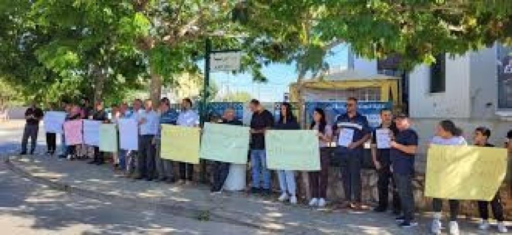 وقفة بالقدس تنديدًا بالحرب على غزة والعدو الصهيوني يقمع تظاهرة في أم الفحم