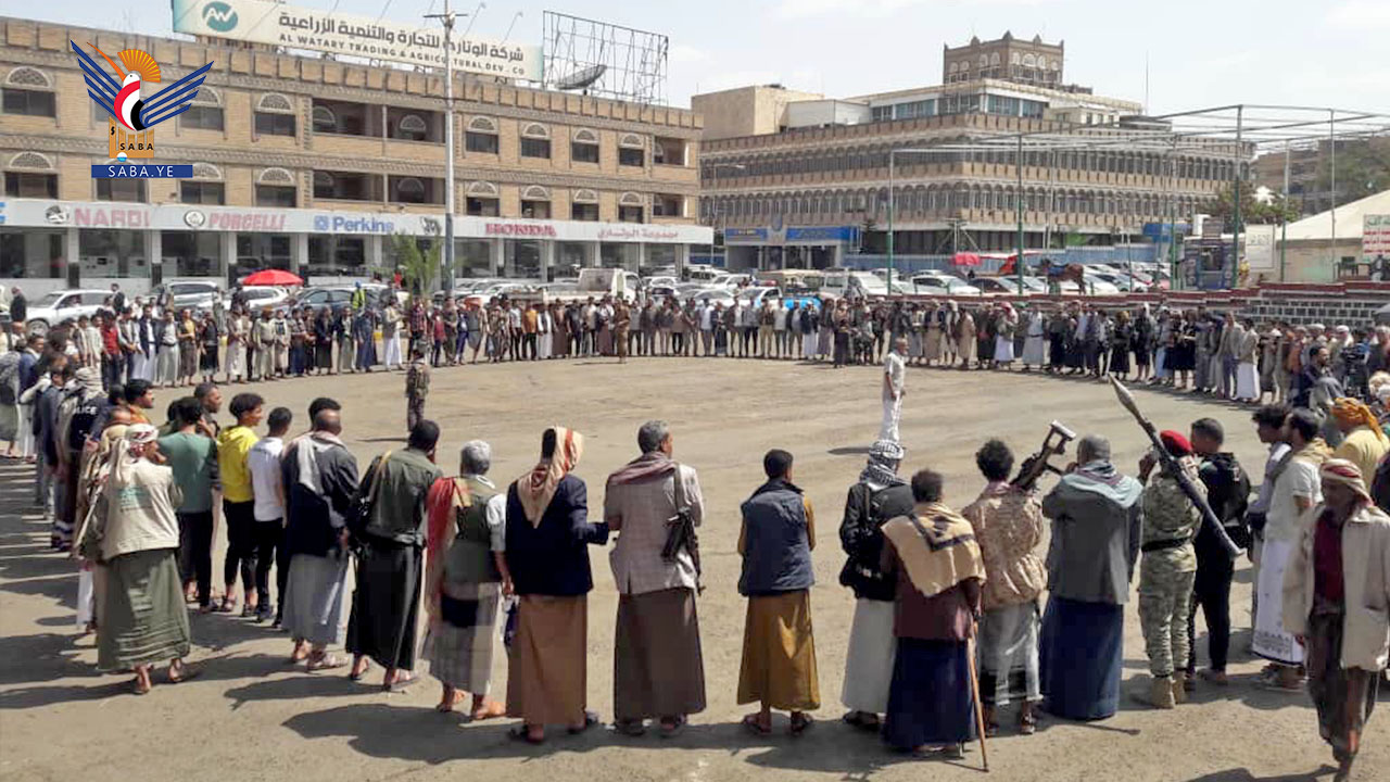 وقفة بمديرية التحرير بأمانة العاصمة نصرة لغزة وتنديداً بجرائم الإبادة والتجويع