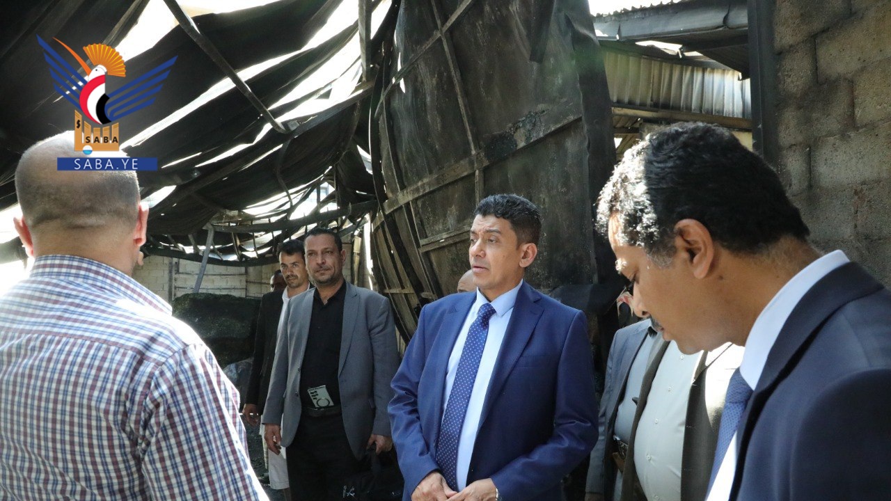 رئيس هيئة الاستثمار يتفقد الأضرار بمصنع المزنعي ويؤكد التزام الهيئة بدعم الاستثمارات الوطنية