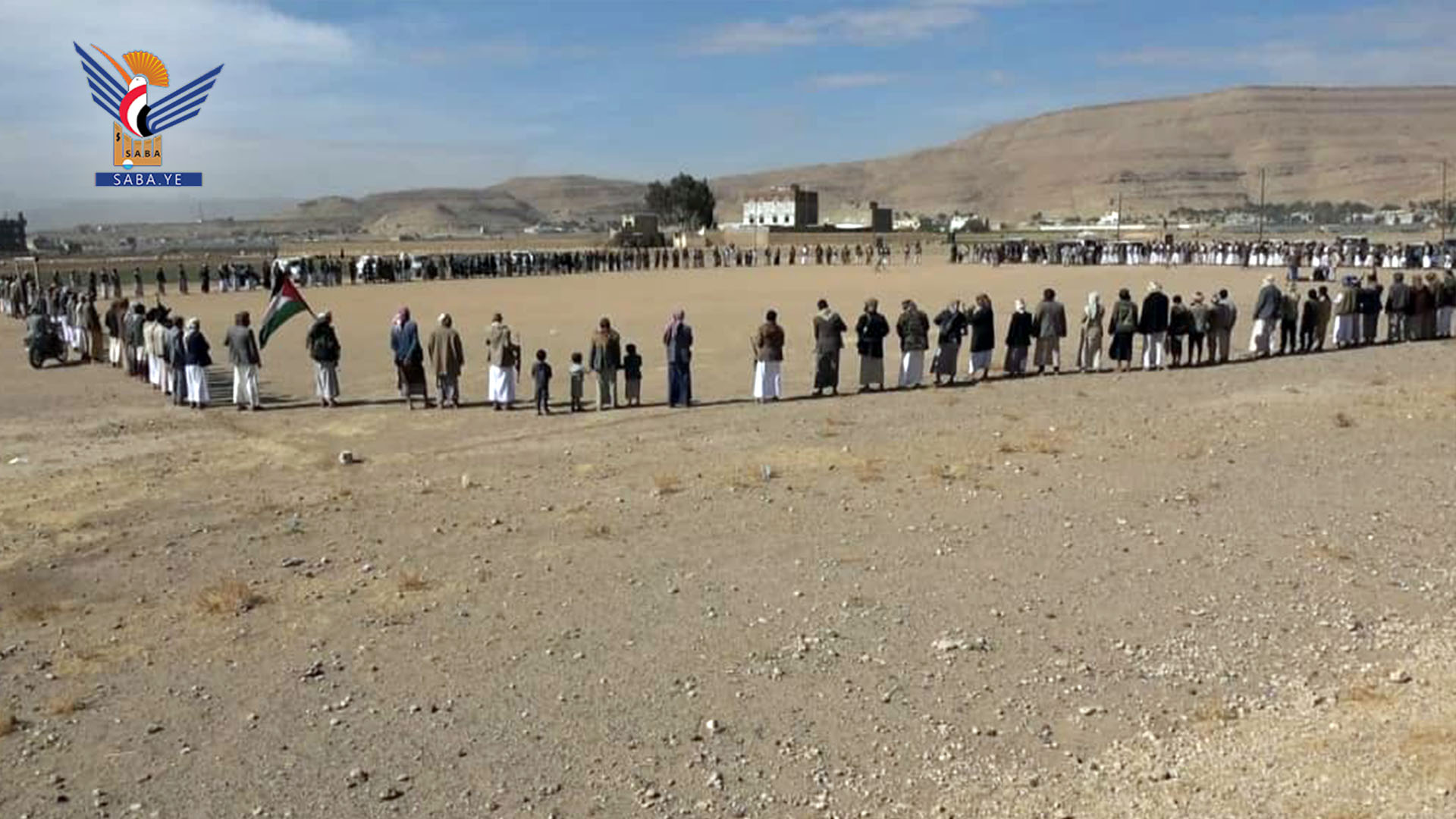 وقفات قبلية ومسيرات في عمران نصرة لغزة والتأكيد على الجهوزية لمواجهة أي عدوان