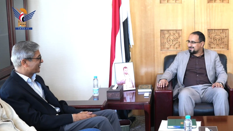 وكيل وزارة الخارجية يبحث مع ممثل منظمة الإغاثة الإسلامية أوجه التعاون