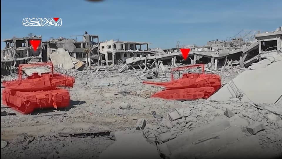 "القسام" تستهدف دبابتين وجرافة عسكرية صهيونية شمالي قطاع غزة