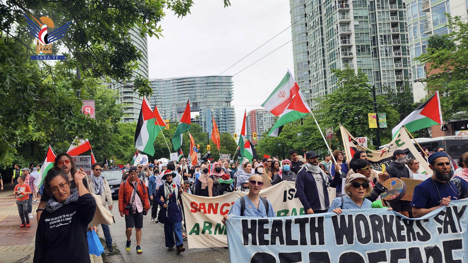 مسيرة تضامنية مع الشعب الفلسطيني واليمني في مدينة فانكوفر الكندية