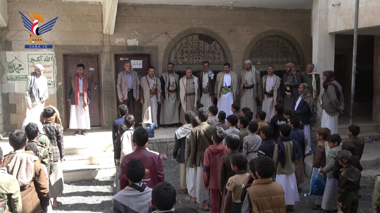 تفقد أنشطة الدورات الصيفية في مديريتي سنحان وهمدان