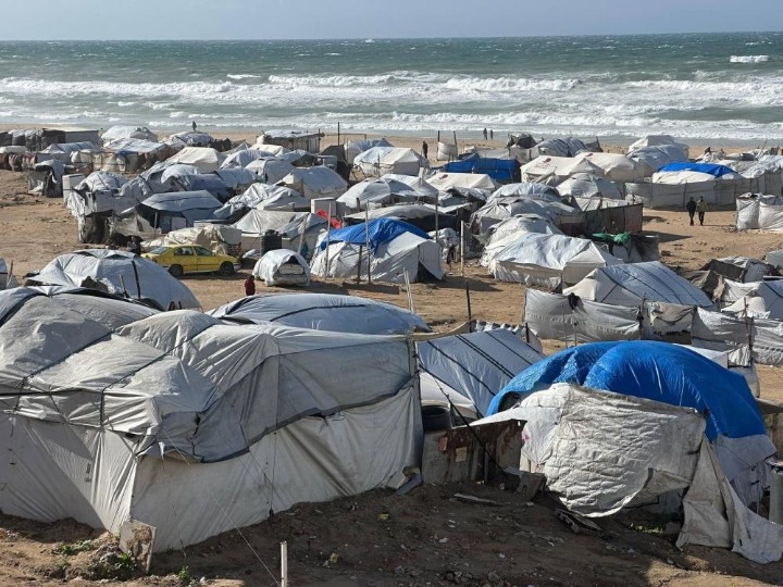 الثوابتة: 127 ألف خيمة تالفة و288 ألف أسرة في غزة بلا مأوى