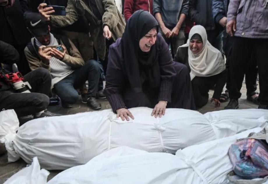 ارتفاع عدد شهداء لقمة العيش في غزة إلى 1,807 شهيدًا