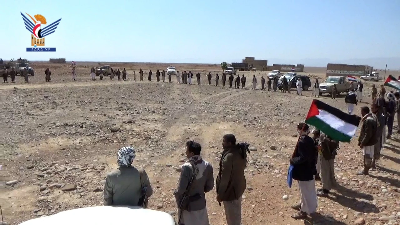 وقفة مسلحة ومسير في مديرية مجزر بمأرب وفاء للشهداء وتأكيدا على الجهوزية