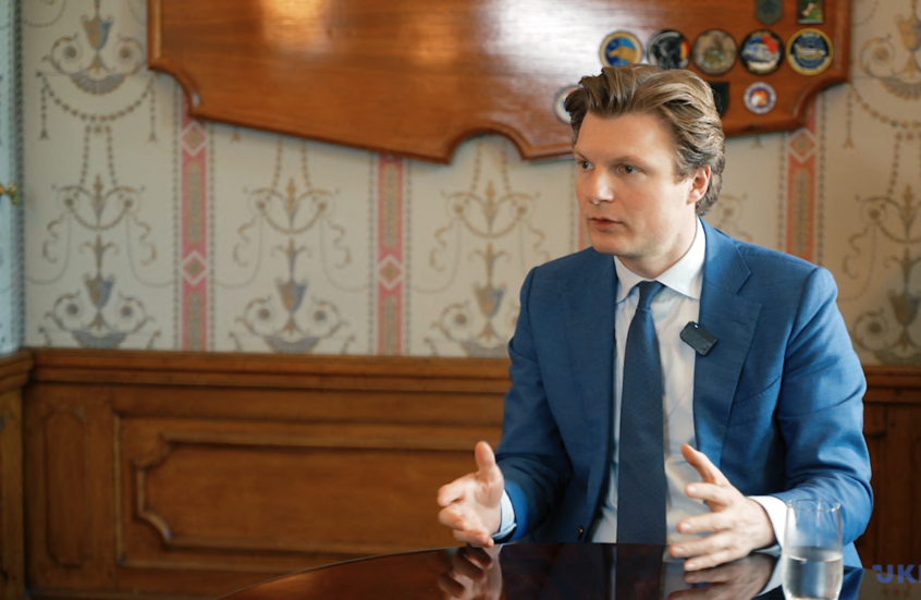 هولندا.. وزير الدفاع روبن بريكلمانز يتولى حقيبة الخارجية