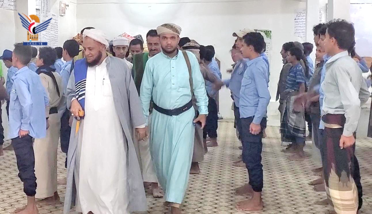  تعز.. العلامة طاهر الهدار يؤكد أهمية الدورات الصيفية في تربية الأجيال 