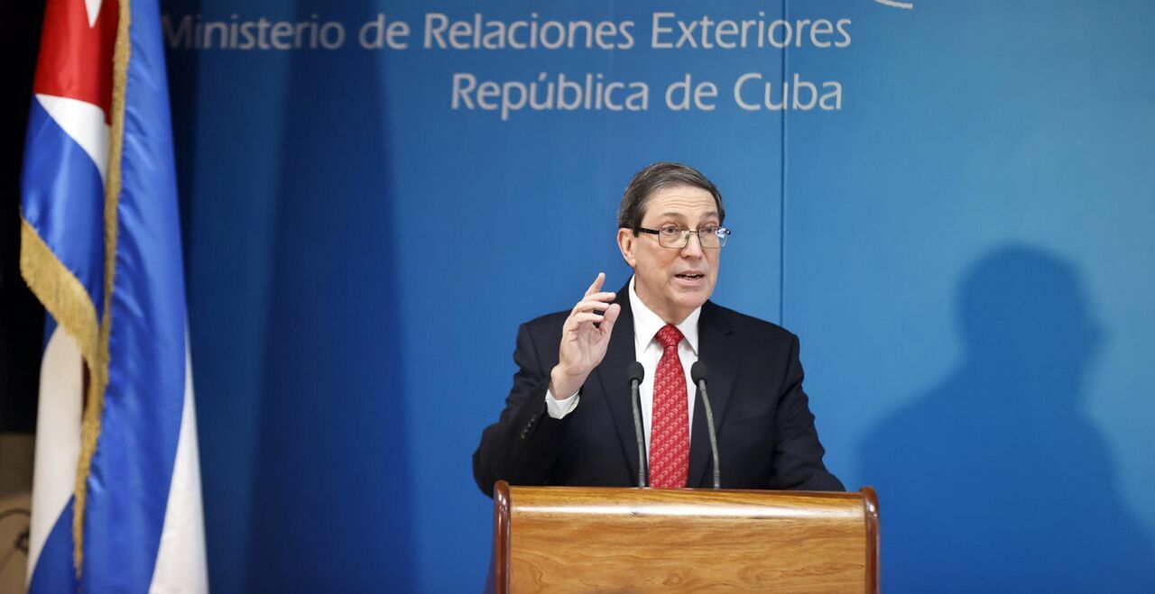 كوبا: نتنياهو وحماته كذبوا بشأن إيران لأكثر من 30 عامًا