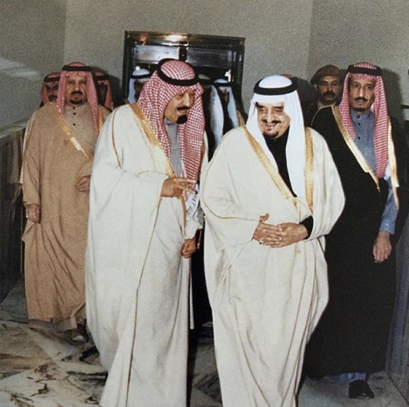 السعوديون يترحمون على أيام عبدالله وفهد