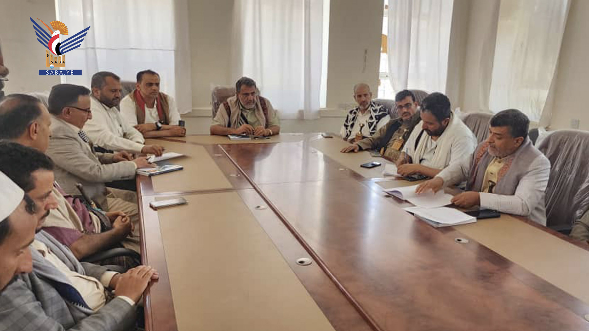 مناقشة تعزيز الاجراءات التوعوية لاحتواء وباء الاسهالات المائية في البيضاء مناقشة تعزيز الاجراءات التوعوية لاحتواء وباء الاسهالات المائية في البيضاء