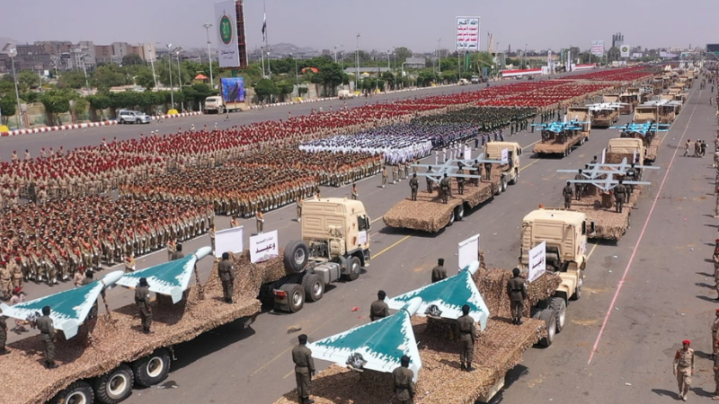 بالصواريخ والطائرات المسيّرة.. القوات المسلحة اليمينة تنفّذ عمليتين عسكريتين في "يافا" و"أم الرشراش"  بالصواريخ والطائرات المسيّرة.. القوات المسلحة اليمينة تنفّذ عمليتين عسكريتين في "يافا" و"أم الرشراش"