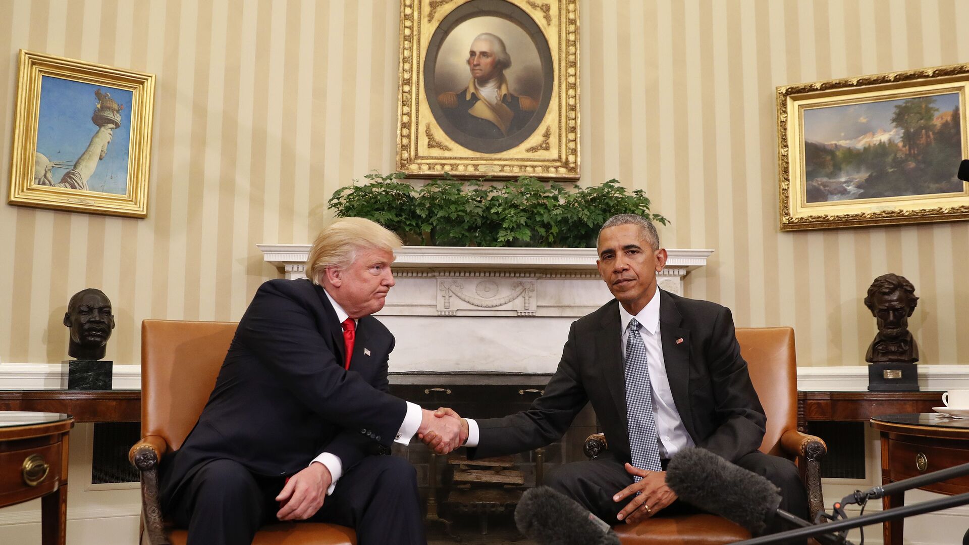 ترامب يتهم أوباما بتلفيق تهم تزوير الانتخابات ضده