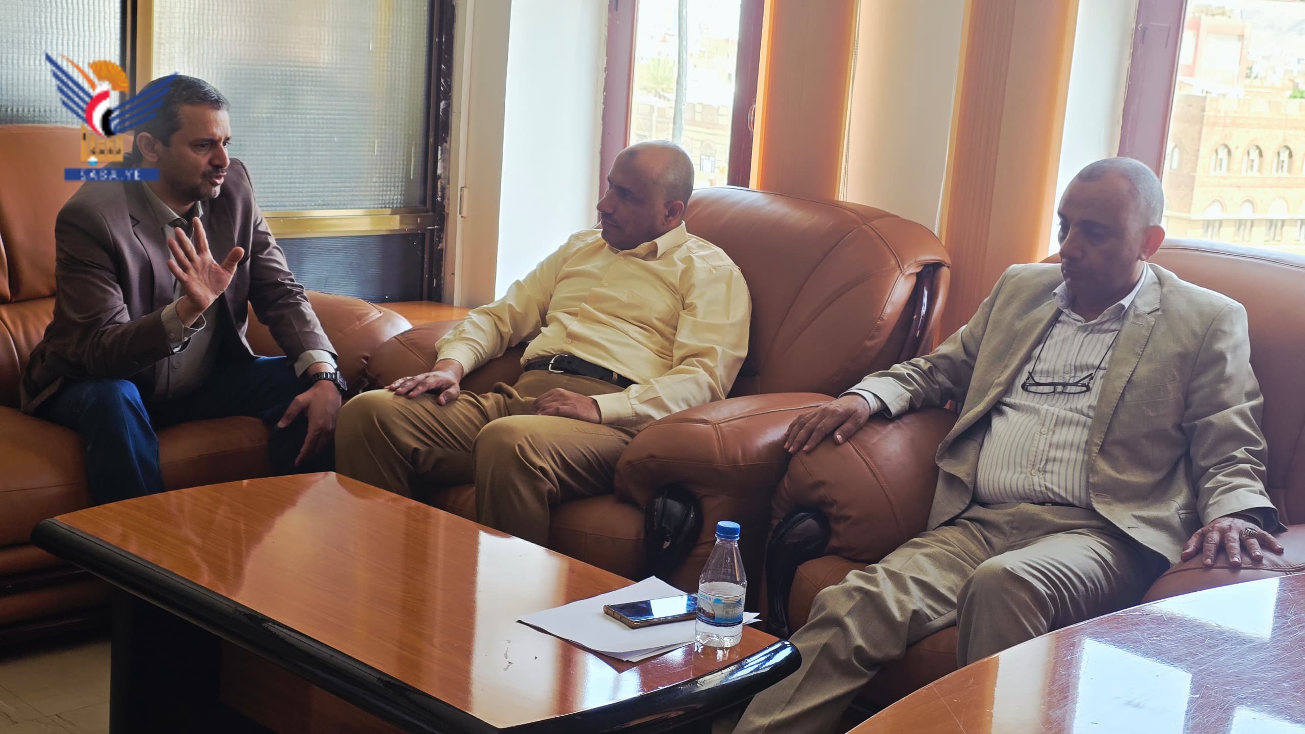 مناقشة سبل تعزيز التعاون بين وزارتي الصحة والمالية