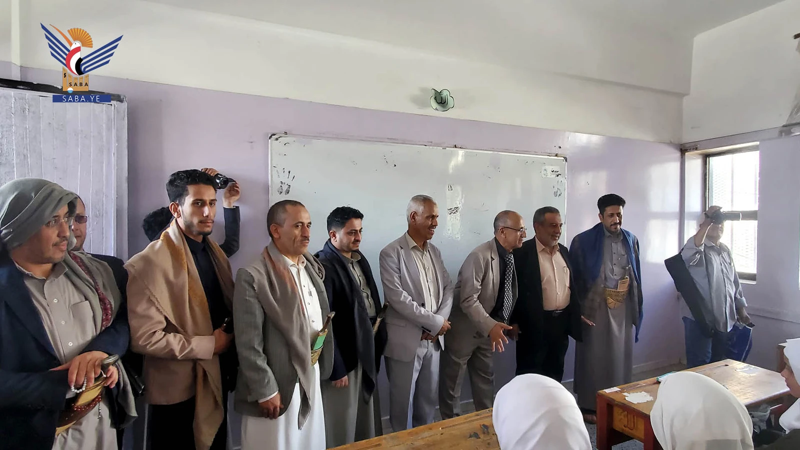 وكلاء وزارة التربية والزراعة يدشنون العام الدراسي الجديد في مديرية معين