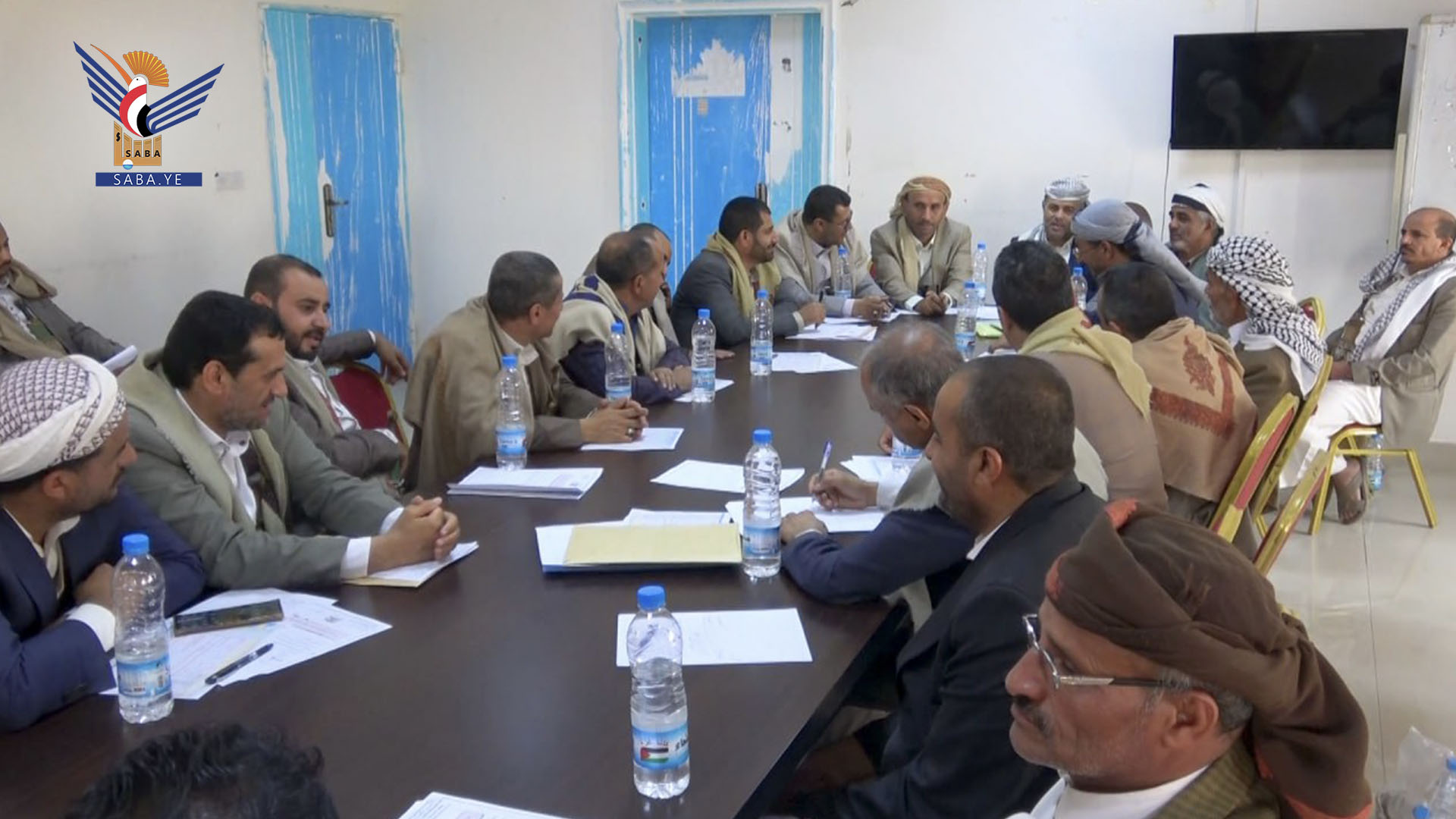 مناقشة سبل تطوير الأداء الخدمي والتنموي بعمران