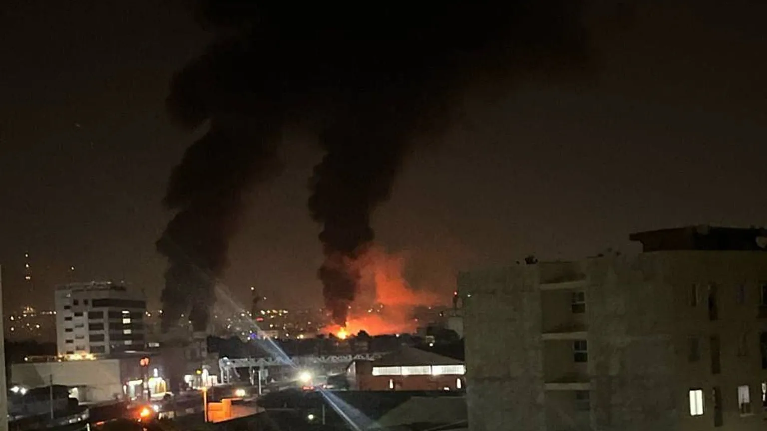 بقائي: الهجمات "الأمريكية الإسرائيلية" على إيران تشكل حربًا كيميائية وجرائم ضد الإنسانية