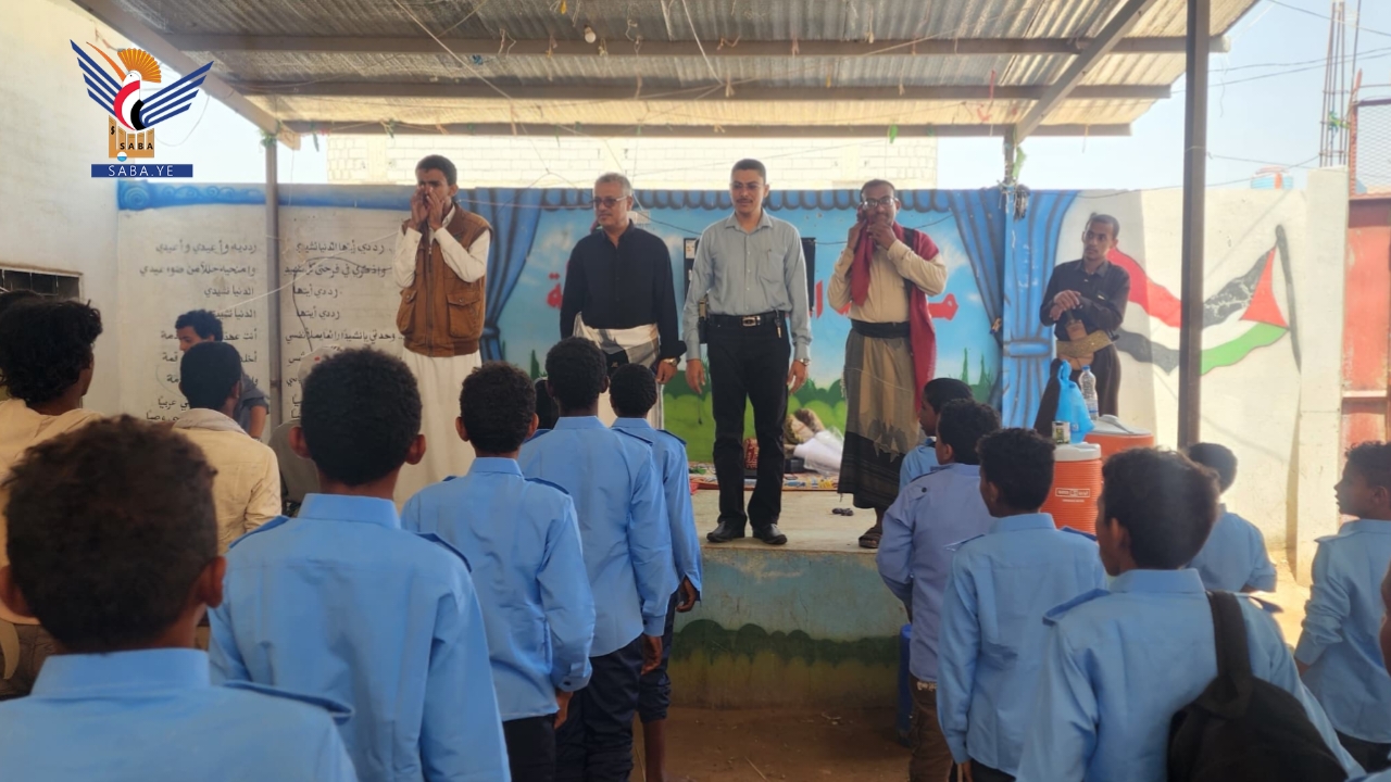 قيادات تنفيذية ومحلية بالحديدة تتفقد الأنشطة الصيفية بمديريتي المراوعة وباجل