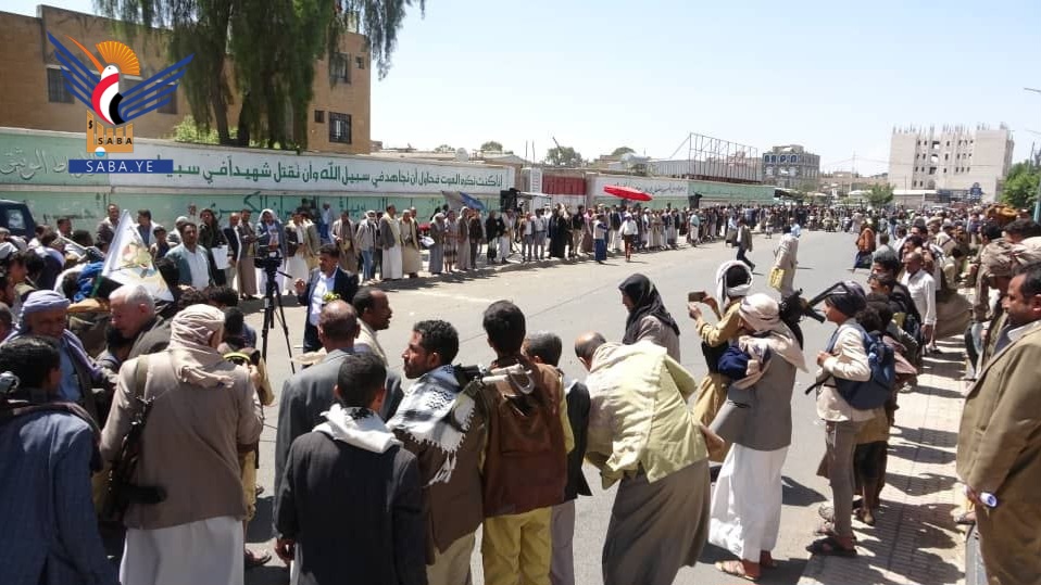ذمار.. وقفة للقطاع التربوي تأكيداً على الجهوزية