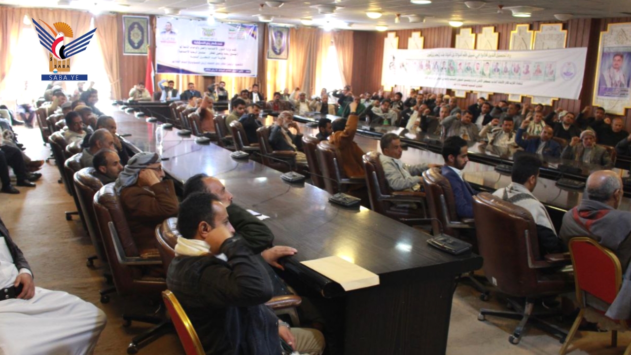 قيادة وزارة الشؤون الاجتماعية تزور أضرحة الشهداء الصماد والرهوي والغماري