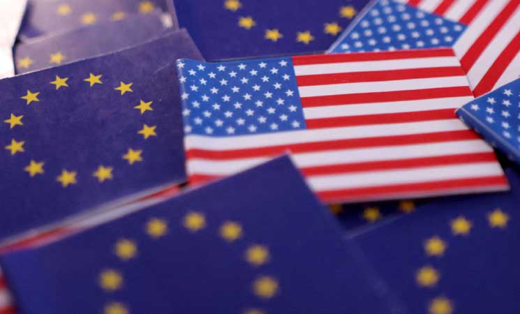 الاتحاد الأوروبي يهدد ترامب برسوم جمركية مضادة حول الصلب