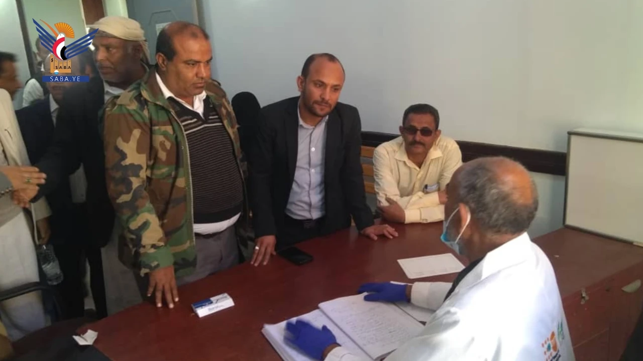 تدشين مخيم طبي مجاني بمديرية شرعب السلام بتعز