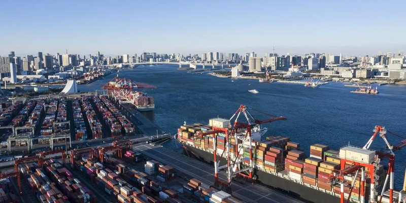 اليابان تشهد أكبر تراجع للصادرات خلال أربع سنوات                      