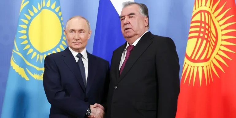 روسيا وطاجيكستان تعلنان استخدام العملات الوطنية في التعامل بينهما