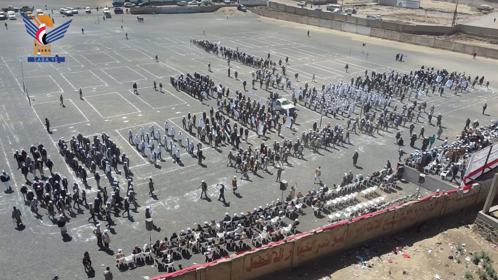 إب.. مسير وعرض طلابي لقوات التعبئة في جامعات وكليات ومعاهد المربع الشمالي  