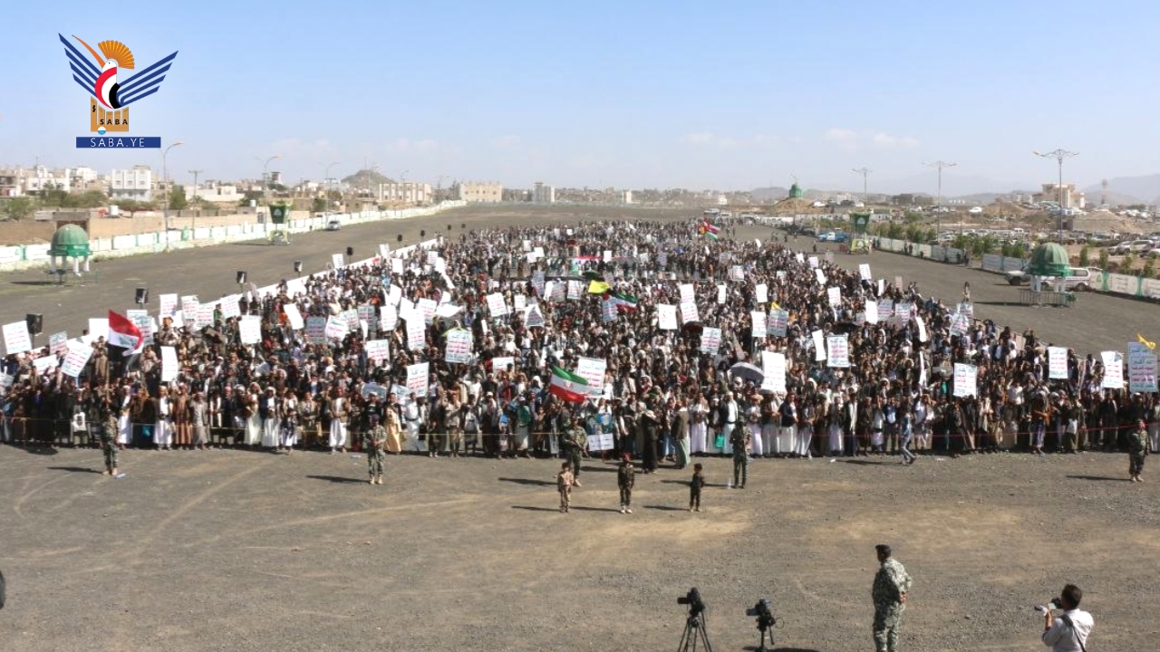  تعز تحتشد في 102 ساحة تأكيدًا على ثبات الموقف ونصرة للبنان وحزب الله