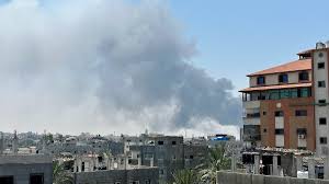 الصحة العالمية تُدين الهجمات الإسرائيلية على مقارها وموظفيها في دير البلح بقطاع غزة الصحة العالمية تُدين الهجمات الإسرائيلية على مقارها وموظفيها في دير البلح بقطاع غزة