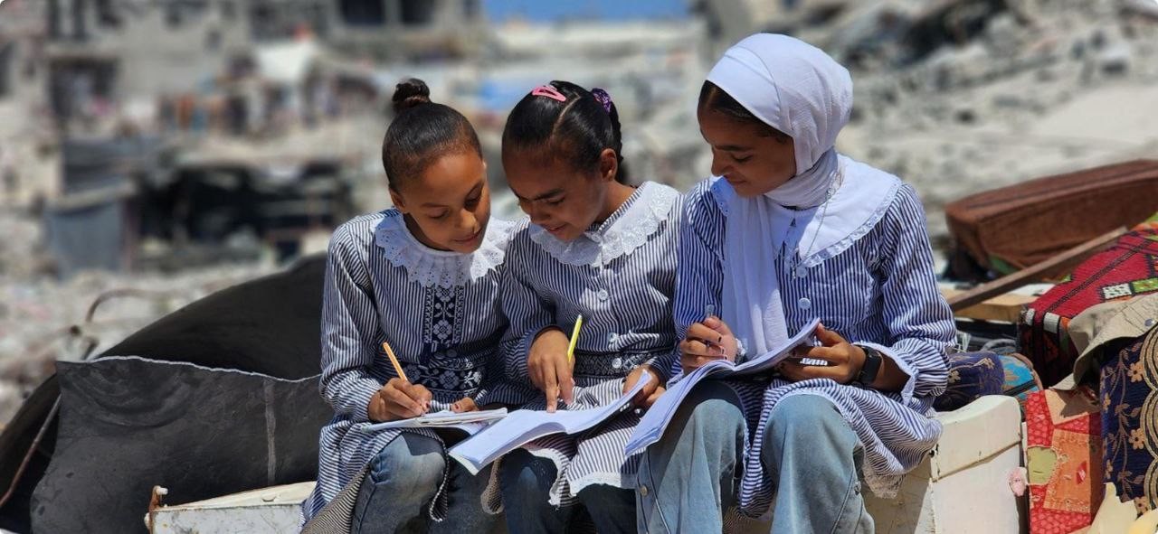 "الأونروا": نحو 260 ألف طفل فلسطيني في غزة التحقوا ببرنامج للتعلم عن بعد