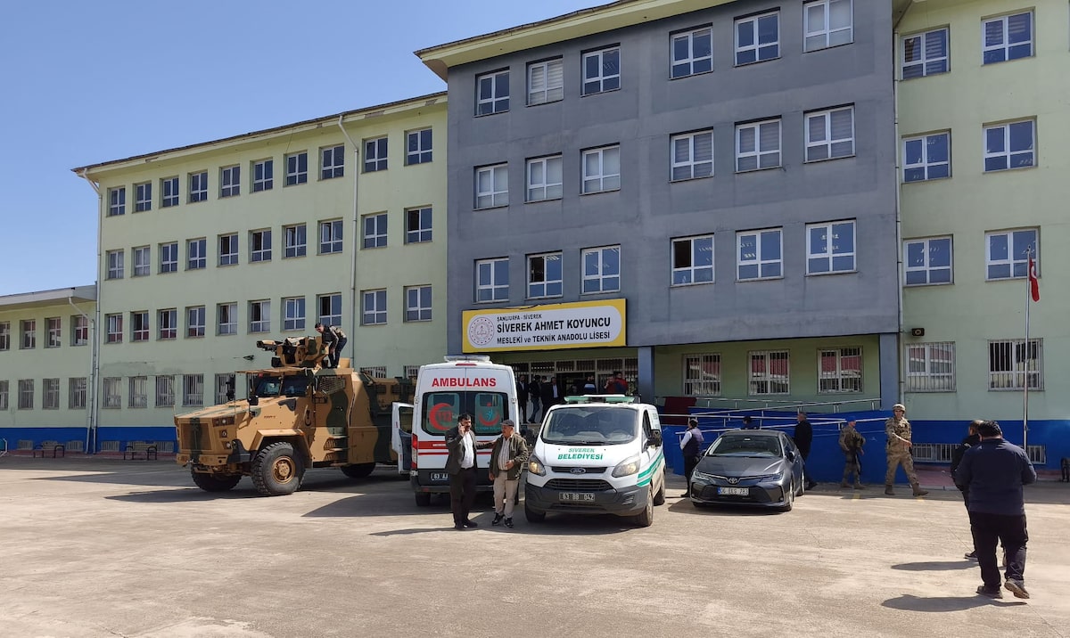 مصرع تسعة وإصابة 13 في إطلاق نار بمدرسة بجنوب شرق تركيا