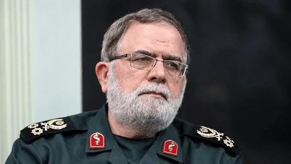 نائب قائد الثوري الإيراني: مضيق هرمز تحت سيطرتنا بالكامل والعدو تراجع 700 كيلومتر