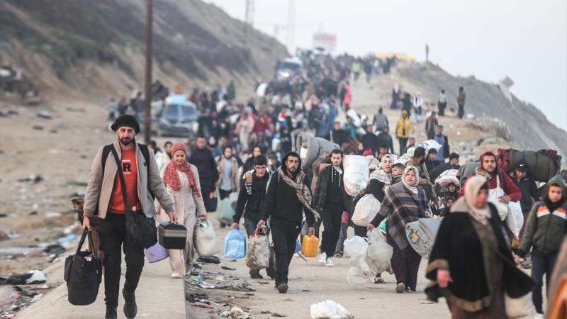 "حكومي غزة": 300 ألف نازح و200 شهيد وتدمير ألف مسكن شمالي القطاع خلال 48 ساعة