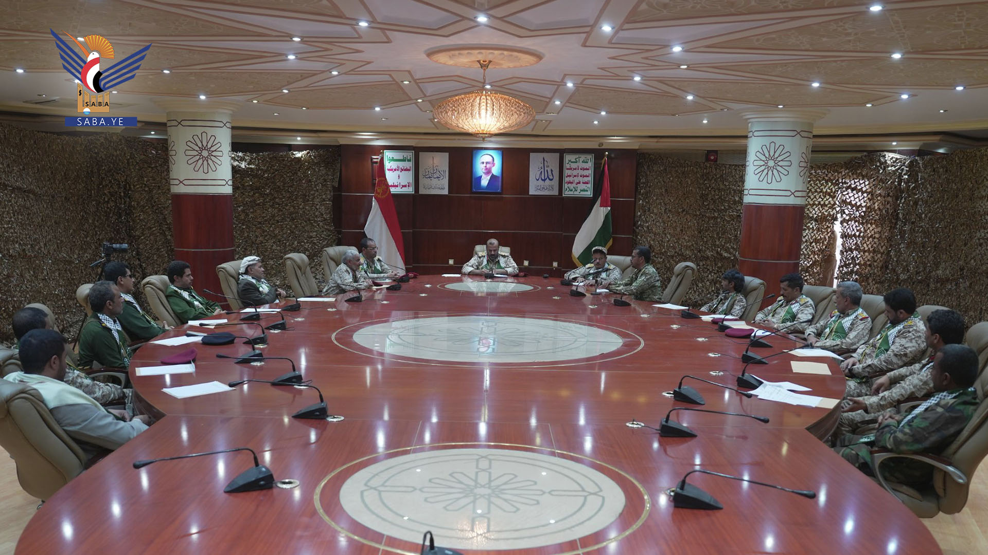 اجتماع موسع لقيادة المنطقة العسكرية السادسة ومحافظي صعدة والجوف وعمران