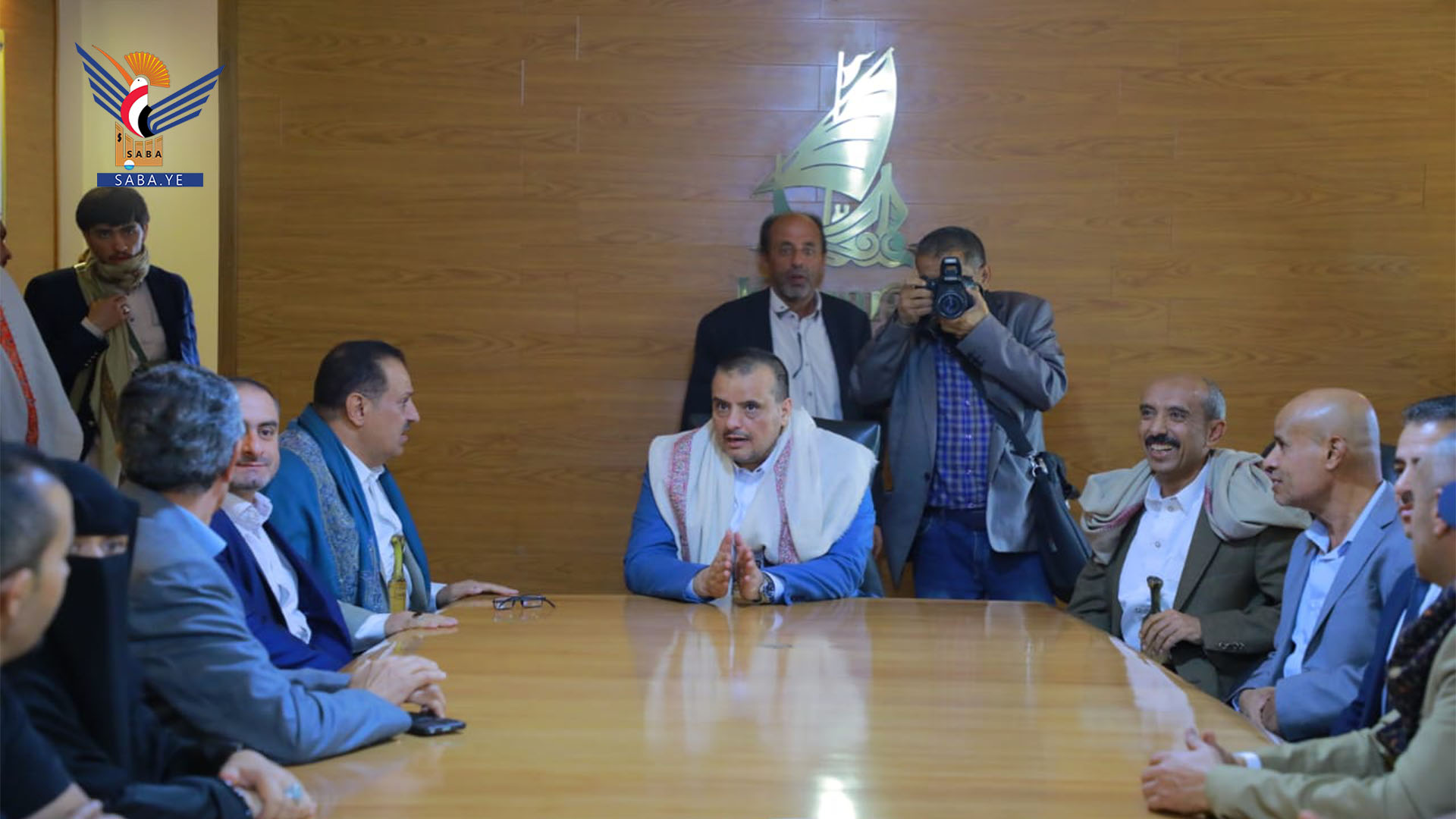 القائم بأعمال وزير الاقتصاد يتفقد مستوى الانضباط الوظيفي في شركة كمران