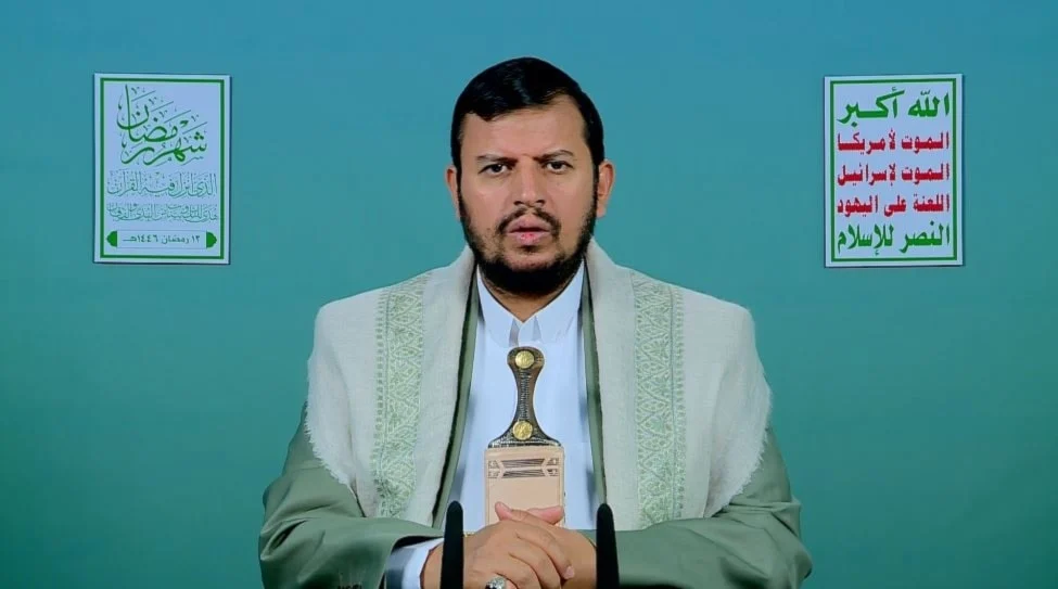 السيد الحوثي: إعادة حظر السفن الإسرائيلية خطوة أولى.. وسنتخذ إجراءات تصعيدية إذا استمر تجويع غزة السيد الحوثي: إعادة حظر السفن الإسرائيلية خطوة أولى.. وسنتخذ إجراءات تصعيدية إذا استمر تجويع غزة