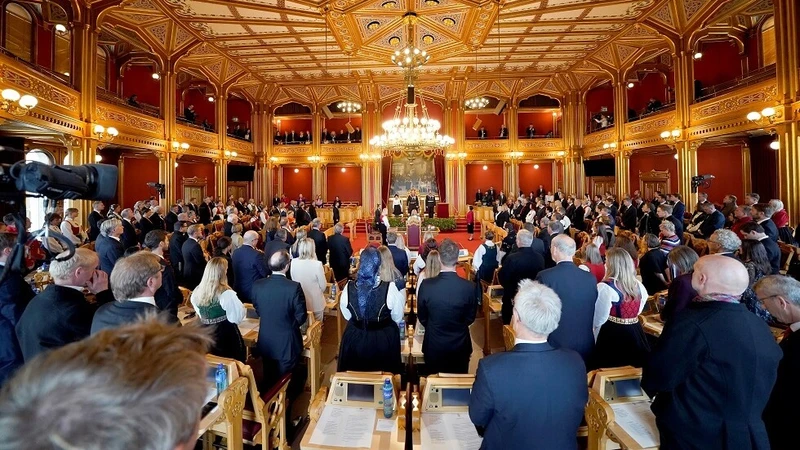 البرلمان النرويجي يصوّت بأغلبية ساحقة للإبقاء على النظام الملكي