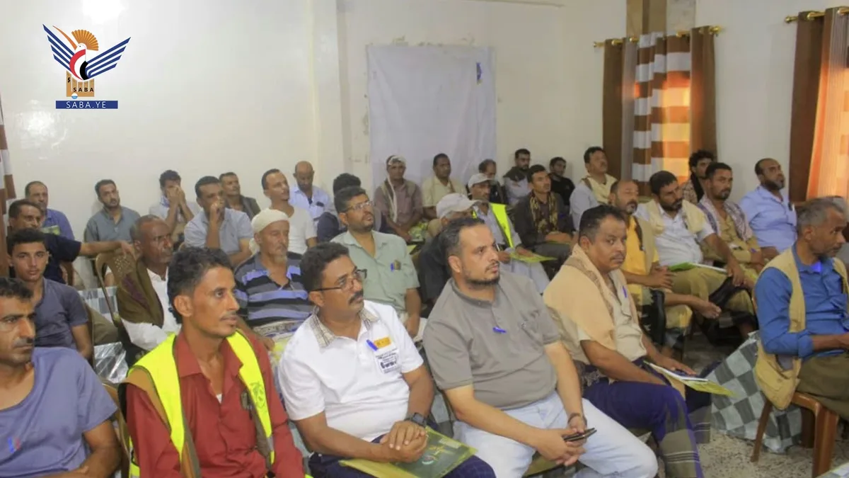 اختتام دورة تدريبية حول السلامة والصحة المهنية بفرع مؤسسة الطرق في الحديدة