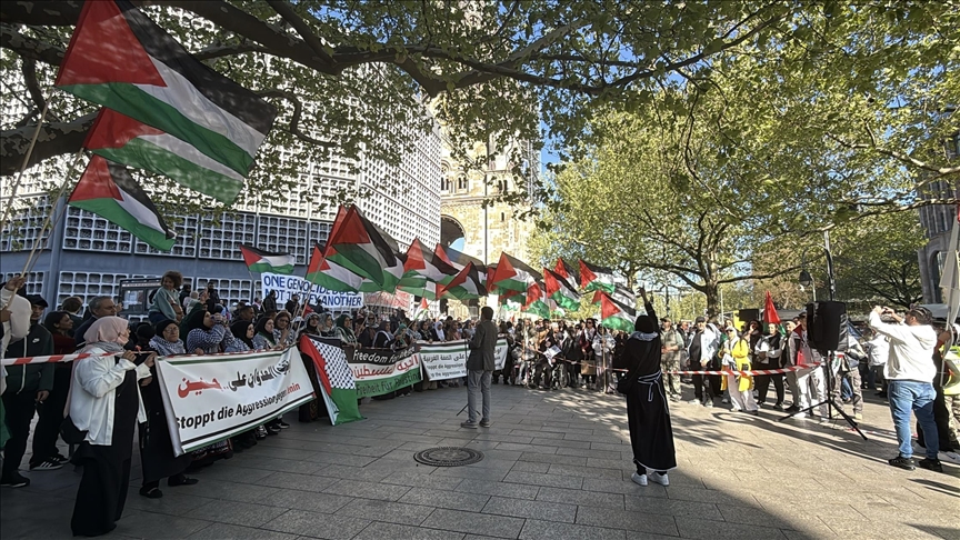 تظاهرة في برلين تطالب بوقف الإبادة الجماعية في غزة
