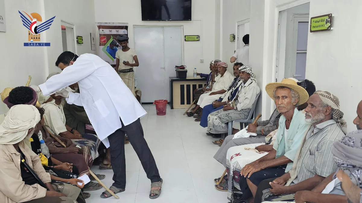 تدشين المخيم الطبي المجاني الـ 28 لطب العيون بمديرية الزهرة  