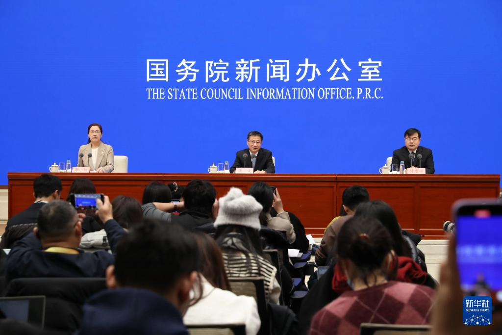 الصين: ارتفاع القيمة المضافة للناتج الصناعي بنسبة 5.9 بالمائة في عام 2025